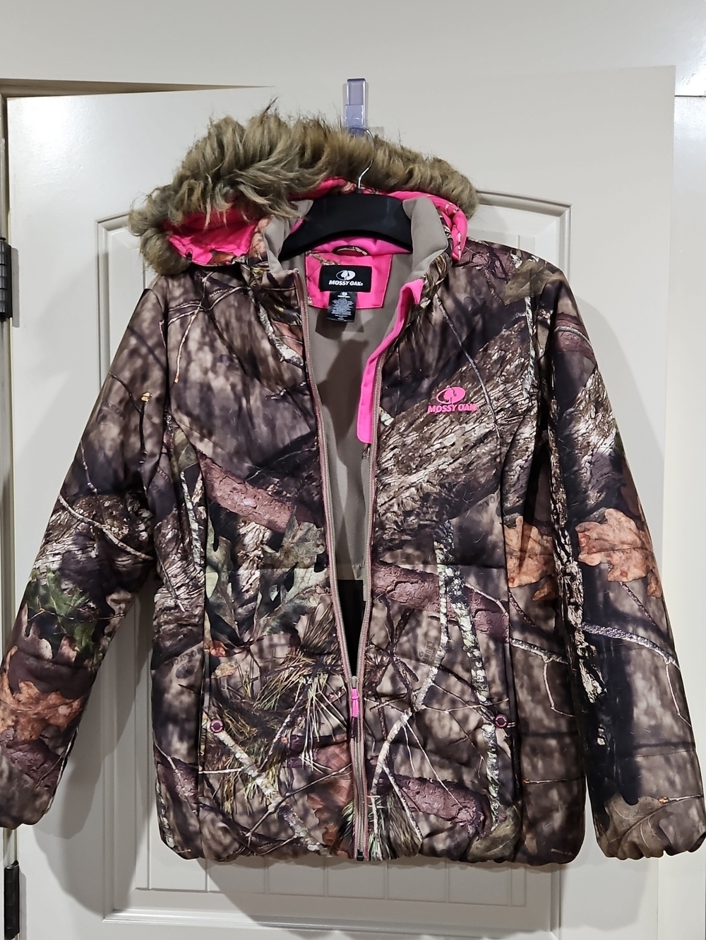 Mossy Oak Womens' Brown Camo Jacket with Pink Accents and Faux-Fur Hood, XL